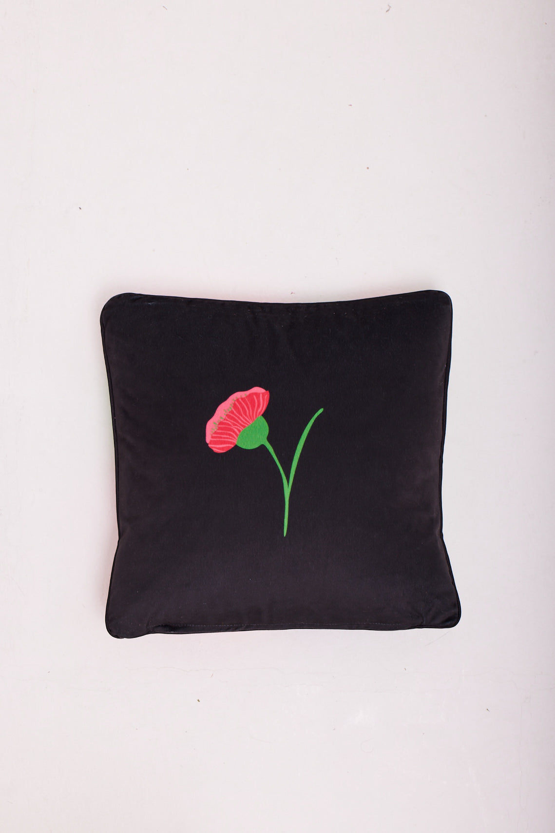 AI-Designed Velvet Pillow – Symbiotic Poppies in Pop Art