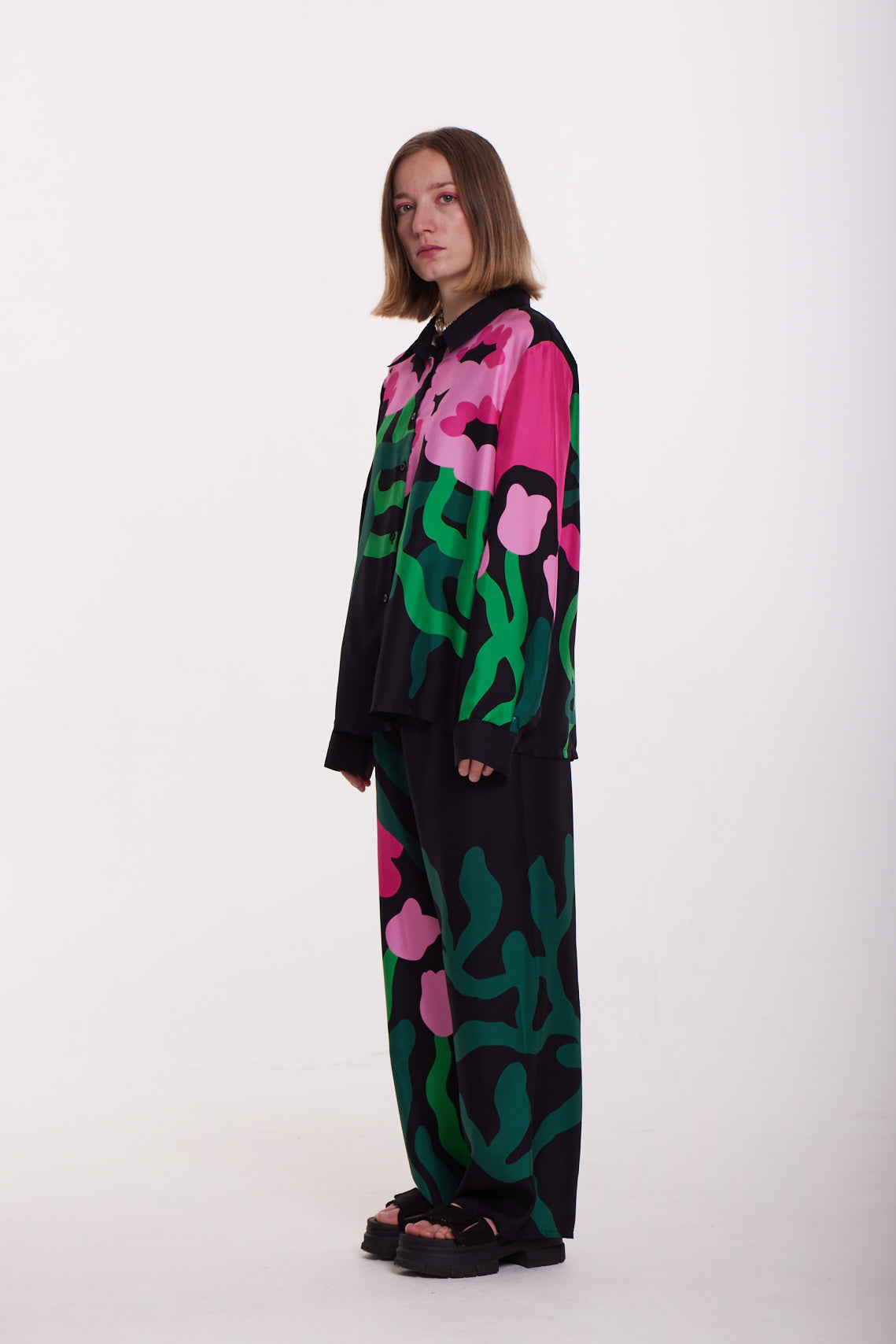 Silk Twill Wide-Leg Trousers – Art Nouveau in Motion