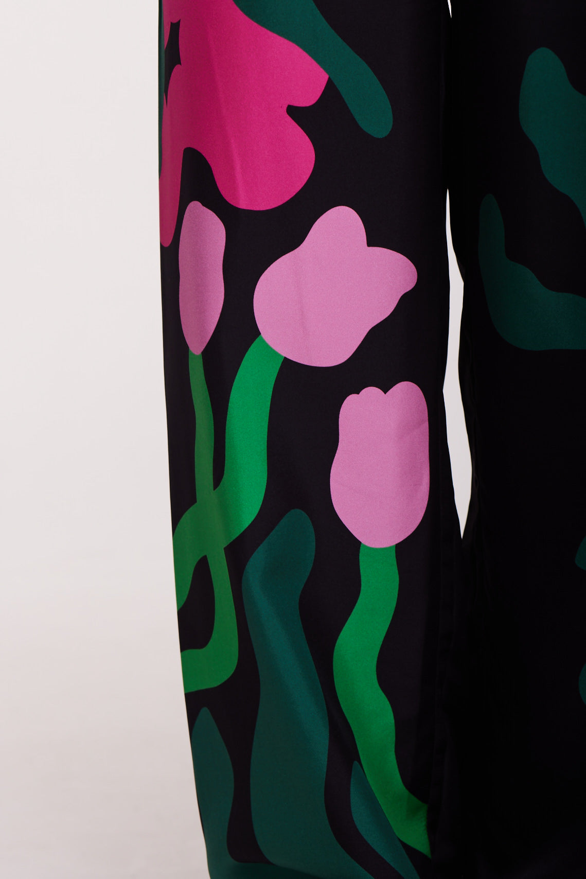 Silk Twill Wide-Leg Trousers – Art Nouveau in Motion