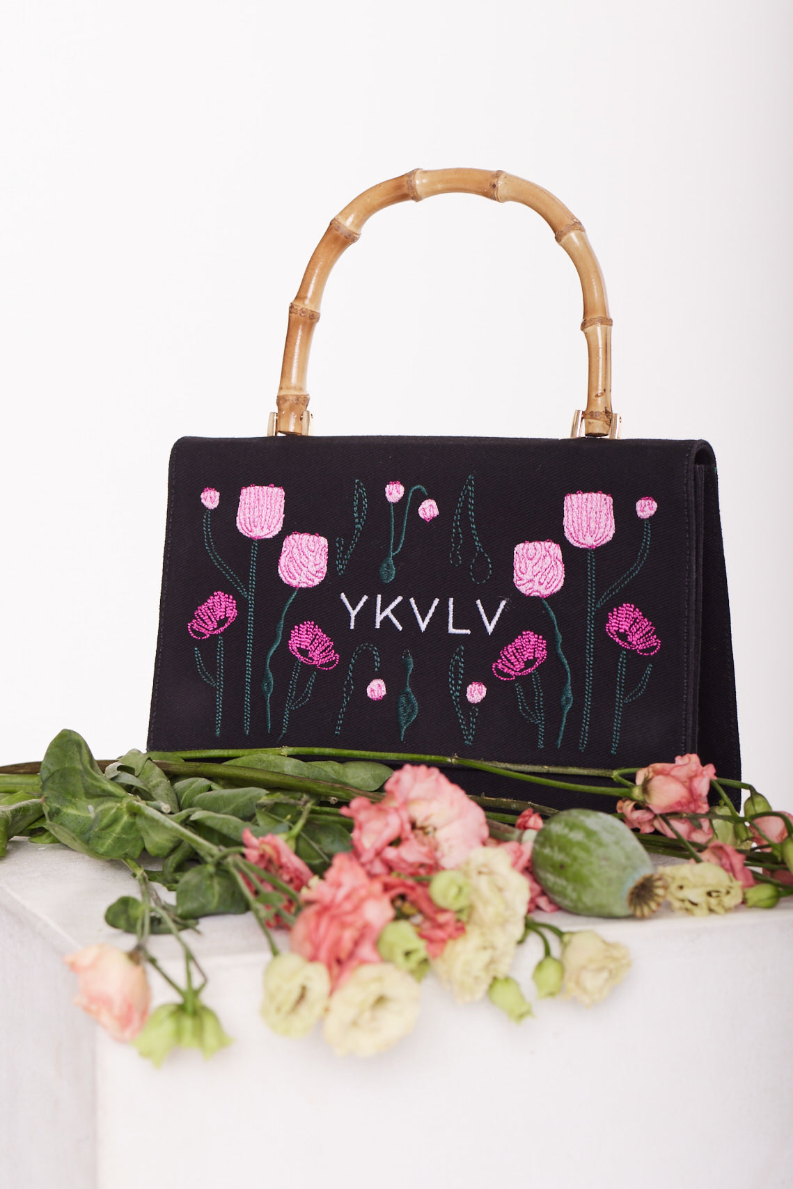 Embroidered Black Canvas Bag with Bamboo Handle – Art Nouveau Elegance