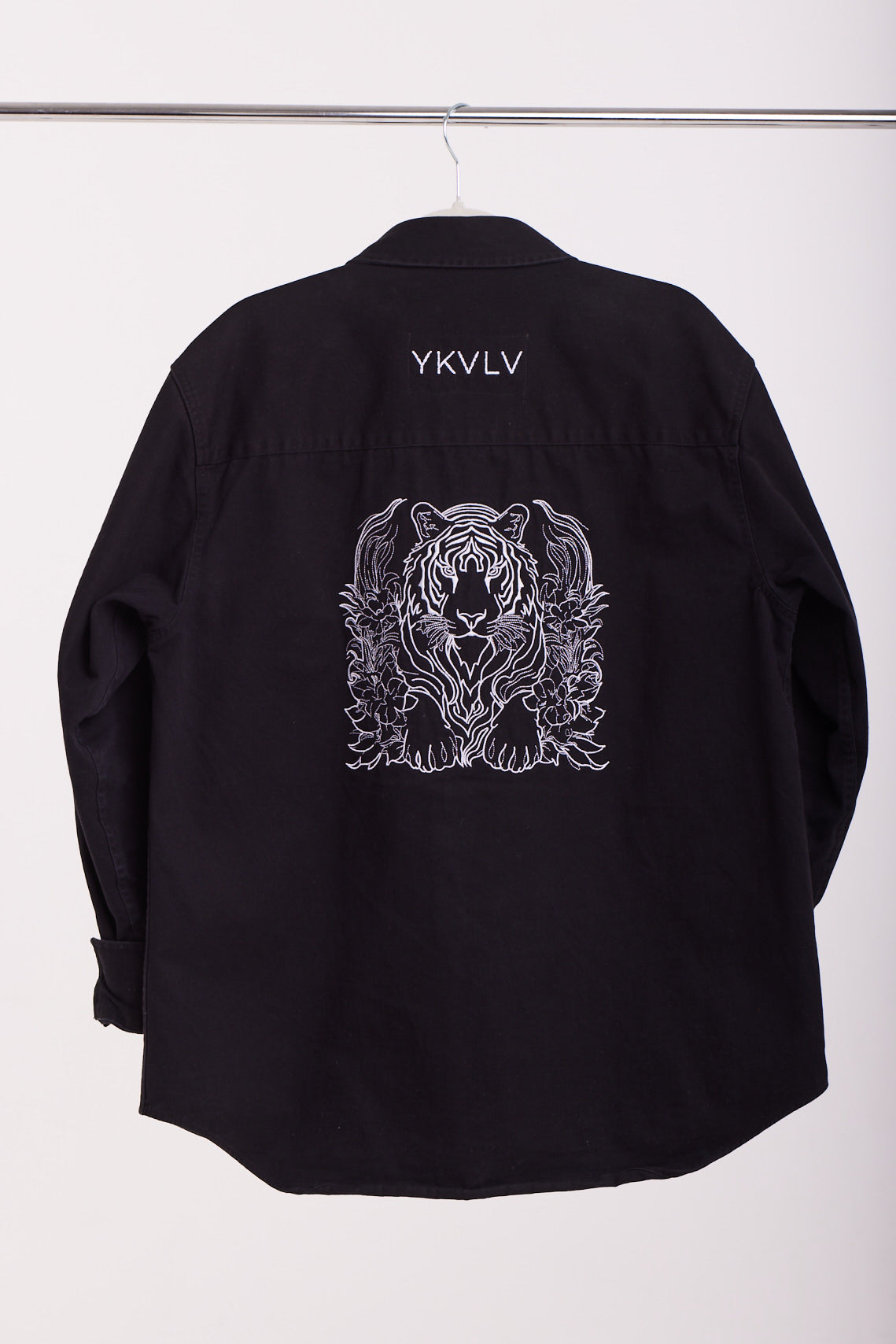 AI-Designed Embroidered Tiger Shirt – Strength Meets Artistry
